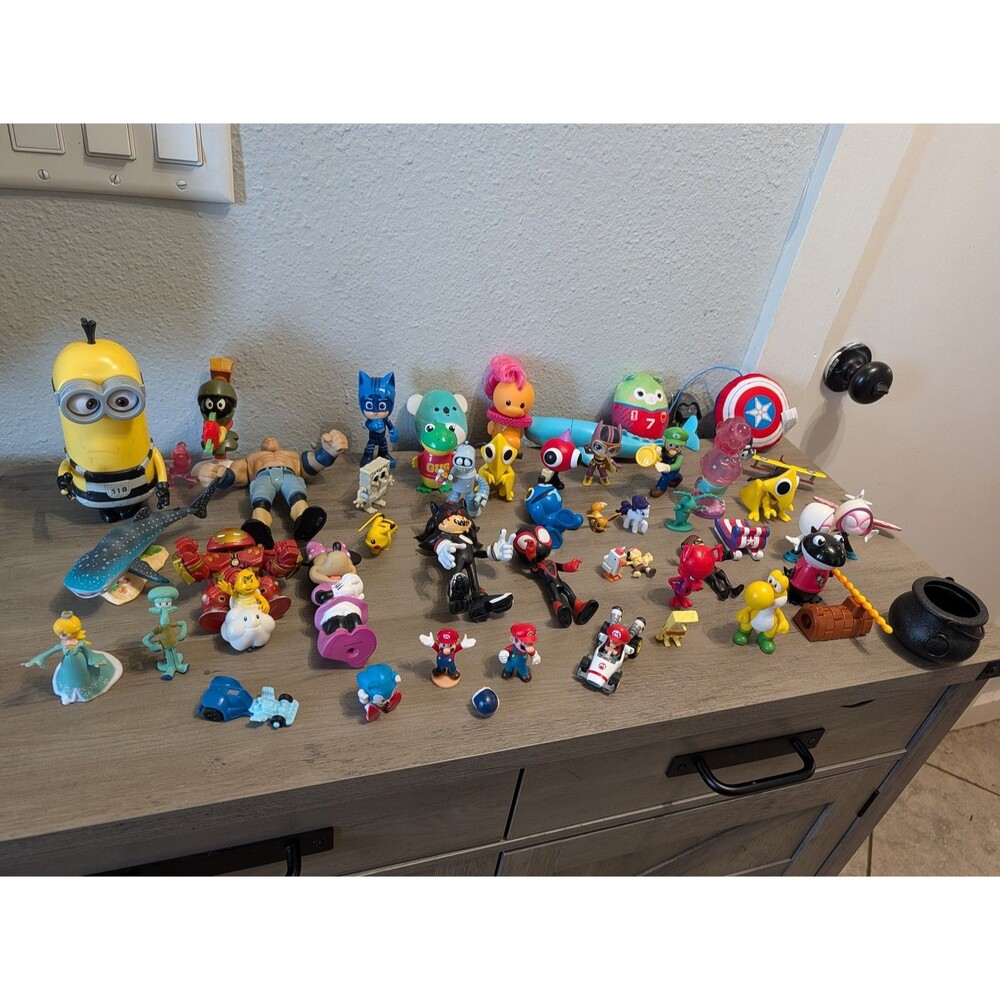 50+ Pc Mixed Toy Action Figure Lot Mario Marvel Disney Pokemon Sonic Minions